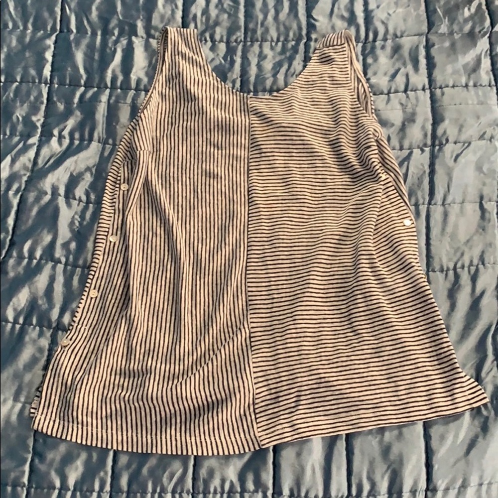 NWT linen white navy tank
